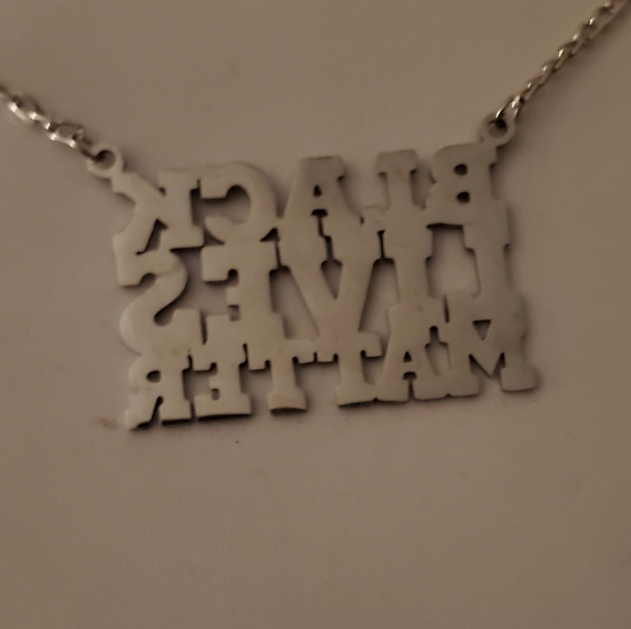 BLM BLACK LIVES MATTER LASER CUBAN CHAIN NECKLACE - Picture 5 of 7